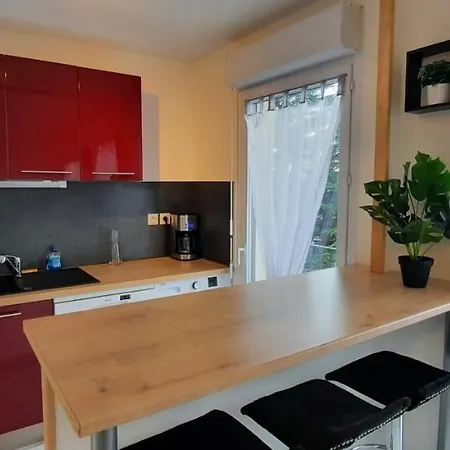 T3 Entierement Renove - 5 Couchages *
